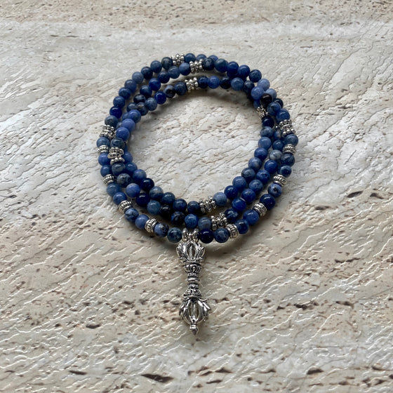 sodalite blue lace
